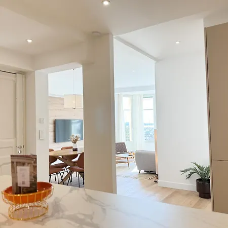 Cornut 5a Apartment