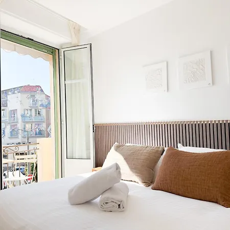 Apartment Cornut 5a *